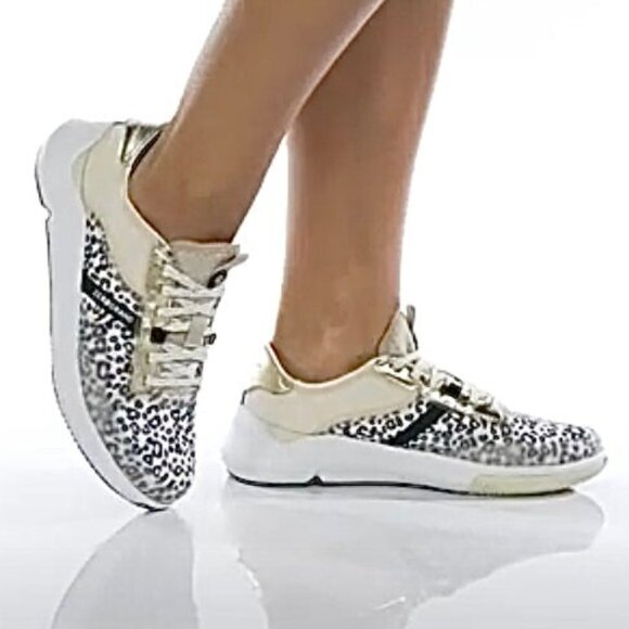 COLE HAAN ZEROGRAND Women's Winner Tennis Logo Sneakers Slip-Resistant Size 9.5 - Picture 7 of 11